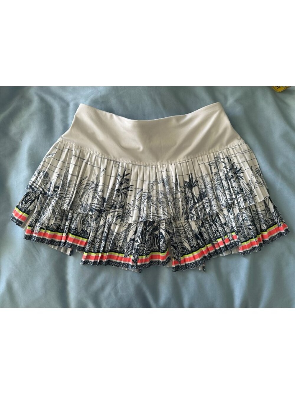 Lucky In Love Women's Tennis Skort Skirt Palms D'Amour Pleated S Pickleball Golf